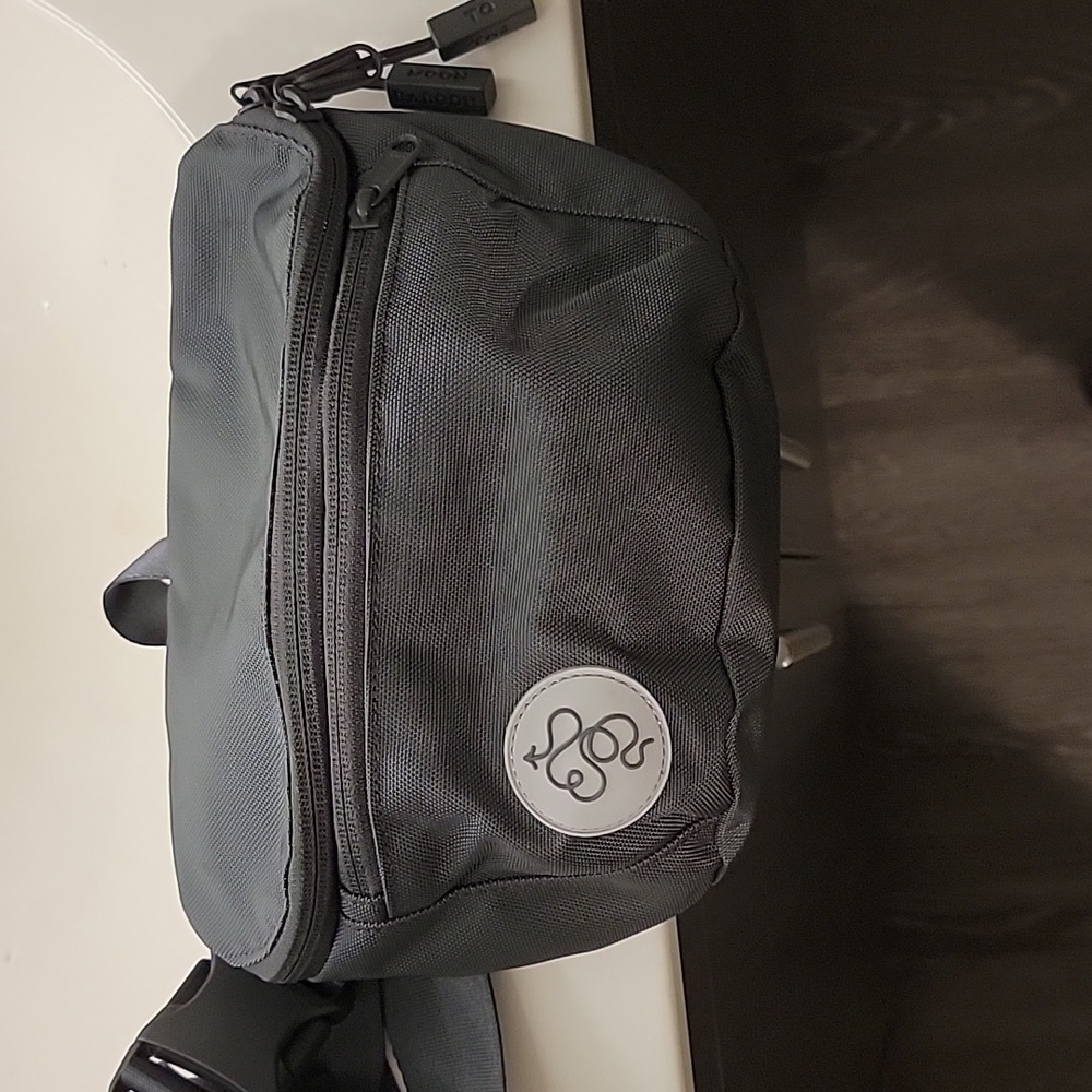 Baboon to the moon belt bag